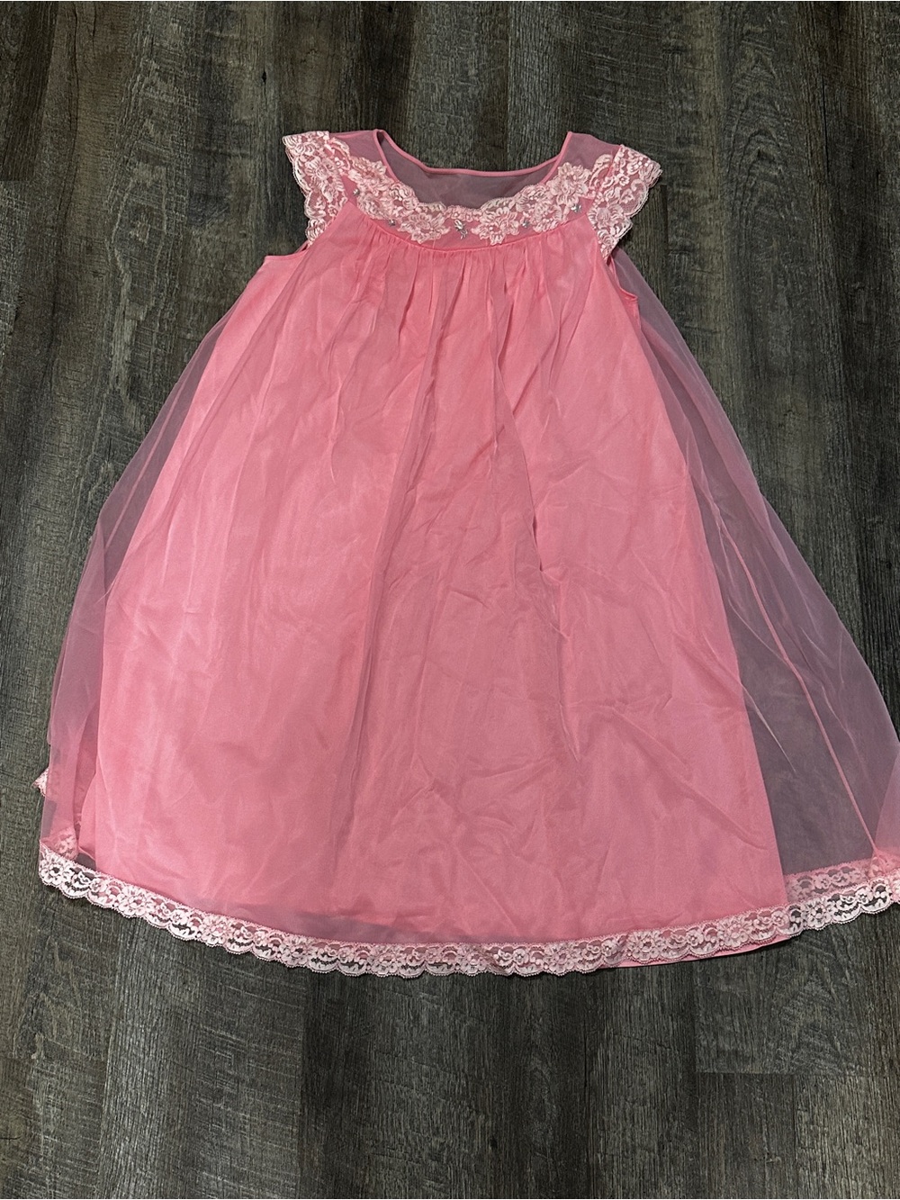 Vintage Pink Shadowline Ladies Floral Embroidered Nylon Nightgown Small